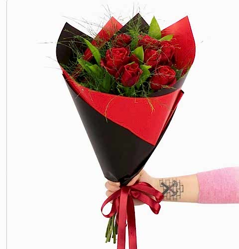 7 Lİ KIRMIZI GÜL BUKETİ ÖZEL